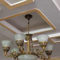 لوستر۶ شاخه قدیمی عتیقه.بسیار زیبا وسالم|لوستر و چراغ آویز|مشهد, انقلاب|دیوار