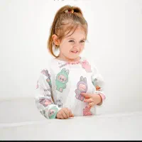 فروشنده خانم شیفت عصر