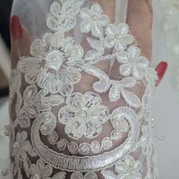 لباس عروس شیک همراه با ژپون