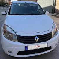 رنو ساندرو اتومات مدل ۹۵