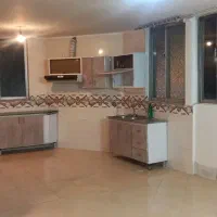 واحد ۹۷ متری /طبقه اول/حاشیه بلوار