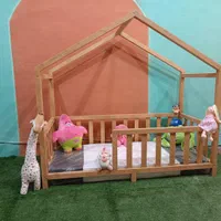 سرویس خواب نوزاد و نوجوان تخت کلبه درب چپ|تخت و صندلی بچه|مشهد, یاغون آباد|دیوار