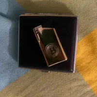 جاسیگاری ۲۰ نخی و فندک طلاییB