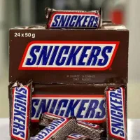 شکلات اسنیکرز و مارس اصل
