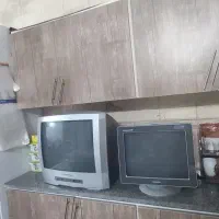 تلوزیون قدیمی و کامپوتر قدیمی|سیستم صوتی خانگی|فسا, |دیوار