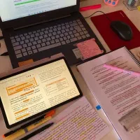 نگارش پایان‌نامه ویژه علوم انسانی در کل گرایش ها