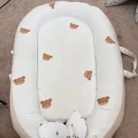 گارد کنار مادر