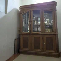 بوفه چوبی کاملا سالم