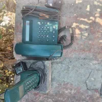 یک عدد تلفن خانگی بفروش میرسد