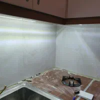 نصب فرنگی روشوی فلش تانکَ بین کابینتی وکلیه  بنای|خدمات پیشه و مهارت|اسلام‌شهر, باغ فیض|دیوار