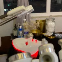 خدمات فیشیال و پاکسازی پوست