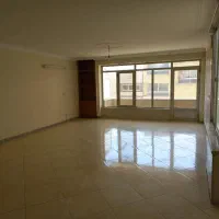 واحد 180متری 3 خوابه طبقه سوم، خ کوثر جنب فضای سبز