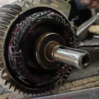 بالابر هیدرولیک آسانسور و...نصب و تعمیر|خدمات پیشه و مهارت|اهواز, زندوکیلی|دیوار