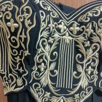 لباس مجلسی|لباس|اصفهان, وحید|دیوار