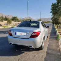 دنا پلاس مدل۹۶ سانروف دار