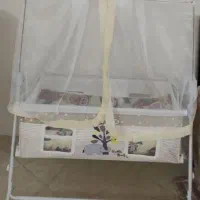 گهواره بچه در حدنو