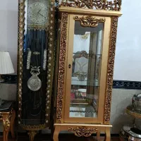 بوفه و ساعت ایستاده