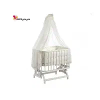 تخت کنار مادر