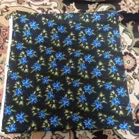 چند تیکه پارچه|لباس|یزد, |دیوار