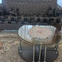 مبل راحتی هفت نفره همراه میز عسلی