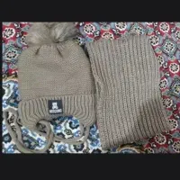 شال و کلاه بچگانه نو هست