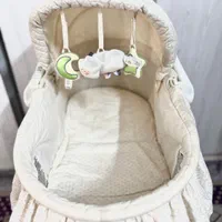 تخت کنار مادر چند کاره