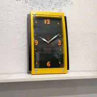 ساعت دیواری