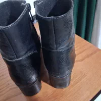 نیم بوت در حد نو،سایز۳۶