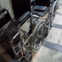 دو دستگاه ویلچر