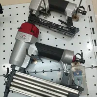 میخکوب و منگنه کوب و تعمیرات