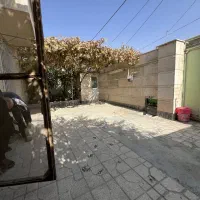 دو خواب درب حیاط ماشین رو سند دار ملک|فروش خانه و ویلا|شیراز, شریفآباد|دیوار