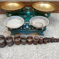 ترازو عتیقه.برنجی
