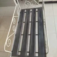 تخت خواب فلزی