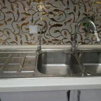 سینک ظرفشویی.