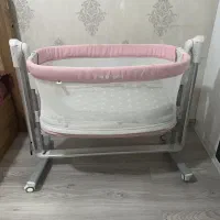 تخت کنار مادر بونیتو