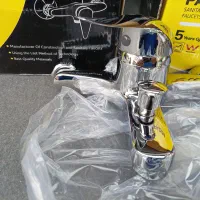 دو عدد شیر حمام نو