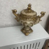 شکلات خوری پایه دار