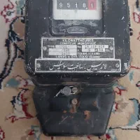 کنتور برق قدیمی سویسی پلمپ سالم|کلکسیون اشیاء عتیقه|قم, منبع آب|دیوار