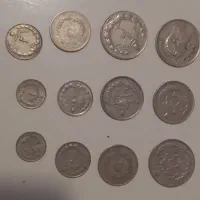 تعدادی سکه قدیمی