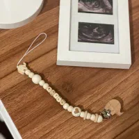 بند پستونک چوبی با اسم کوچولوی شما