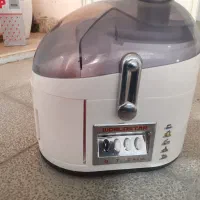 ابمیوه گیری در حد نو