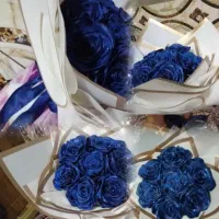 دسته گل رز روبانی شیک پسند