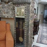 ساعت برنز ایستاده