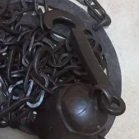 قپان فولادی قدیمی|کلکسیون اشیاء عتیقه|گلپایگان, |دیوار