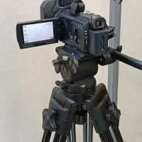 دوربین فیلمبرداری و عکاسی حرفه ای nx70