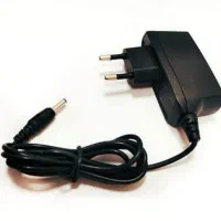 تعدادی شارژر،