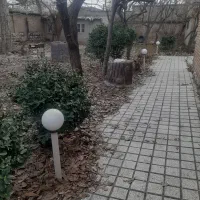 ۵ عدد پایه چراغ ۵۰ سانتی و ۷ لامپ دیواری