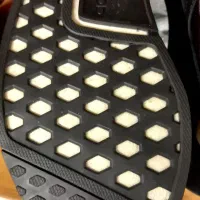 کتونی آدیداس کیلومتری|کیف، کفش، کمربند|اسلامشهر, باغ فیض|دیوار