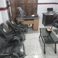صندلی  و میز اداری