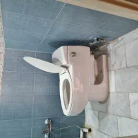 توالت فرنگی کارکرده تمیز و سالم